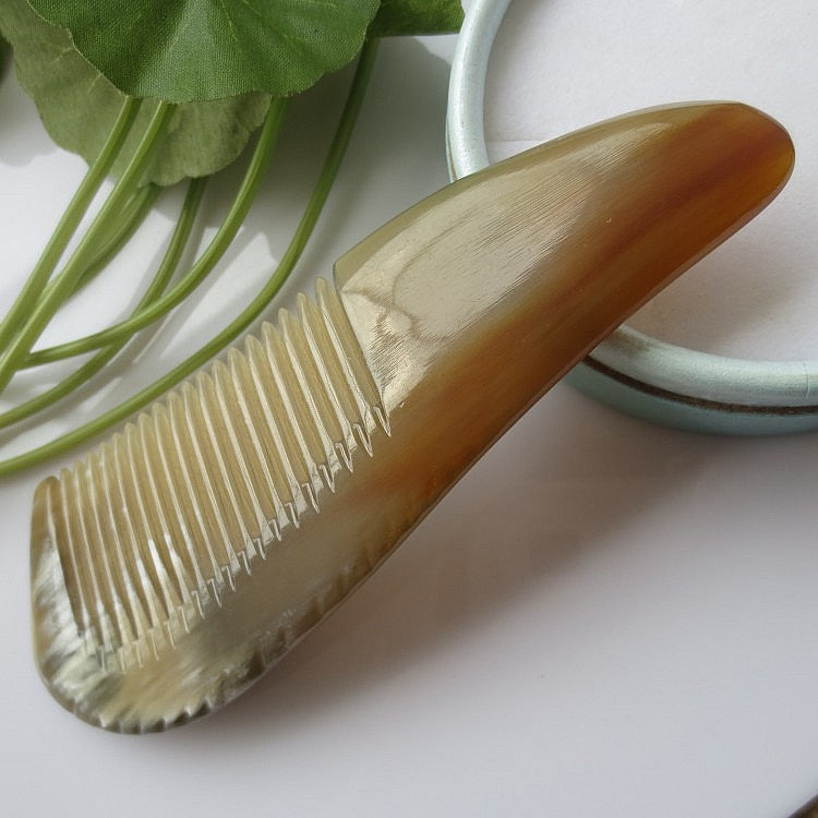 Thick Natural Horn Hair Comb with Massage Head